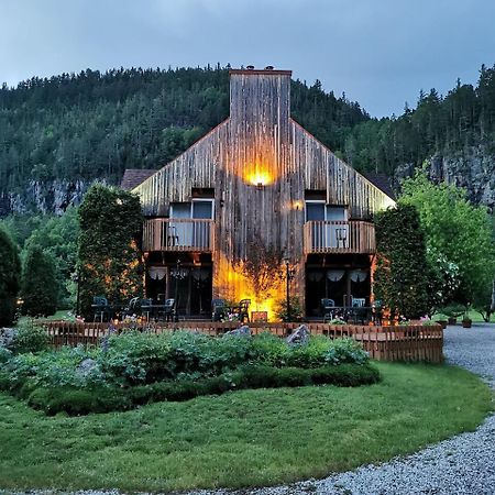 Auberge Du Jardin Petit-Saguenay Dış mekan fotoğraf